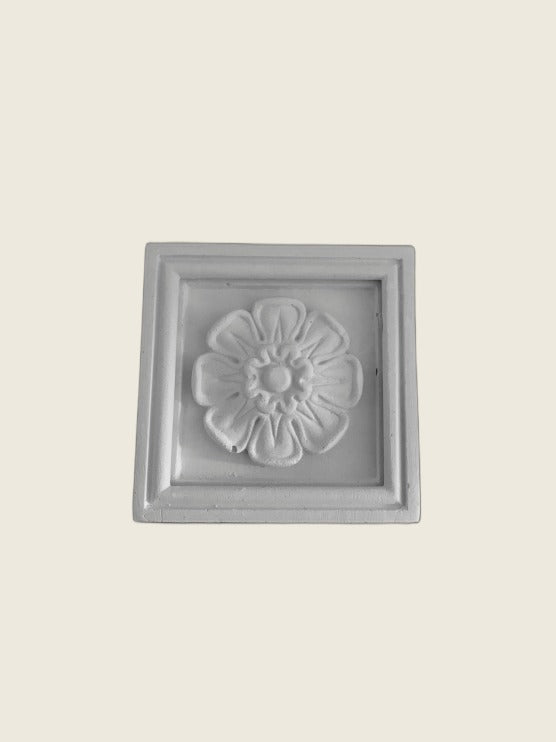 Pieza decorativa de escayola · Ref. EA-0029 · Precio mayorista