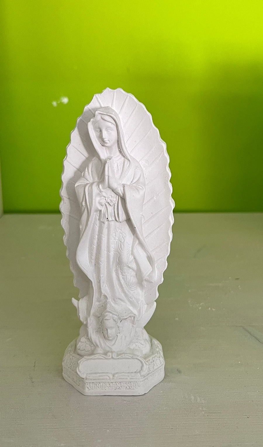Virgen de Guadalupe 16 cms [LLEVAR]